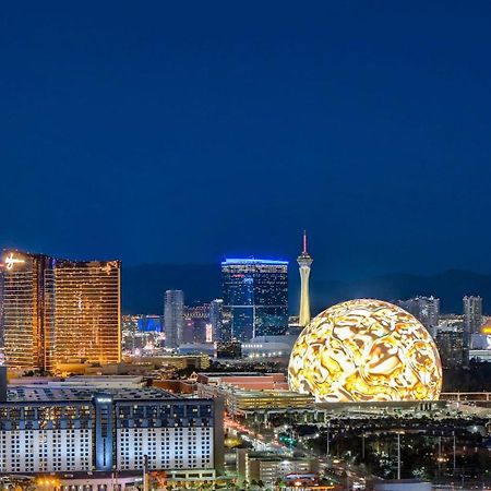 Mgm Signature-27-805 F1 Track & Strip View Balcony Las Vegas Buitenkant foto