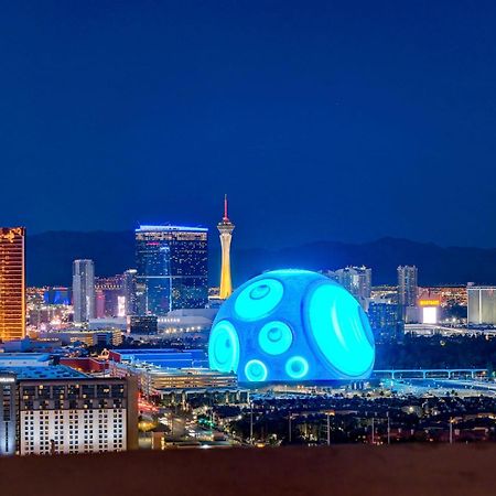 Mgm Signature-27-805 F1 Track & Strip View Balcony Las Vegas Buitenkant foto