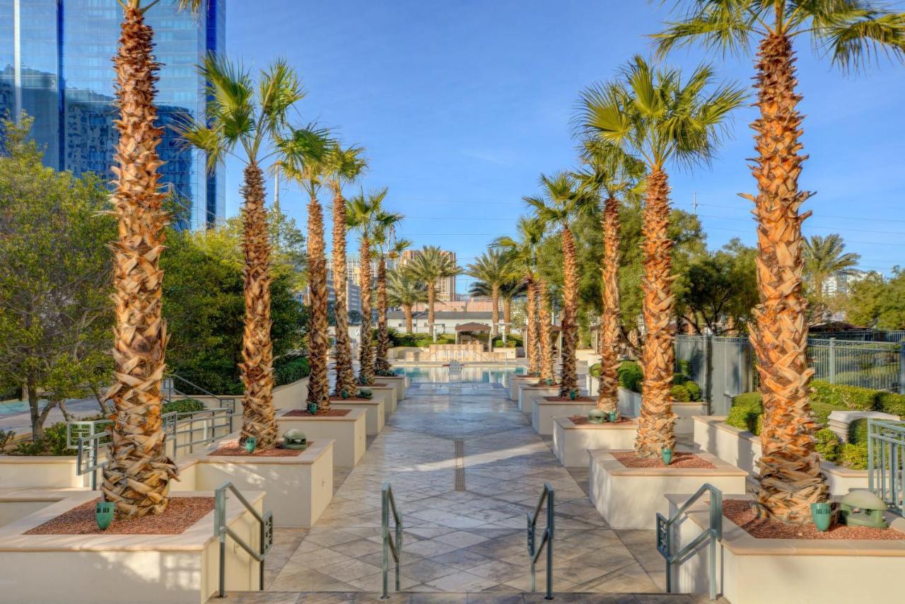 Mgm Signature-27-805 F1 Track & Strip View Balcony Las Vegas Buitenkant foto